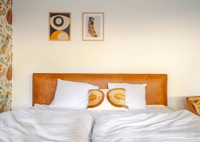 Cozy At A Special Price! Daire